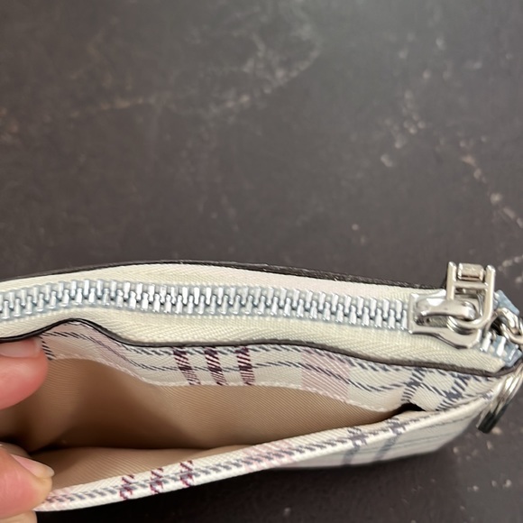 Safe Keeper, Mini Wallet - Picture 4 of 5